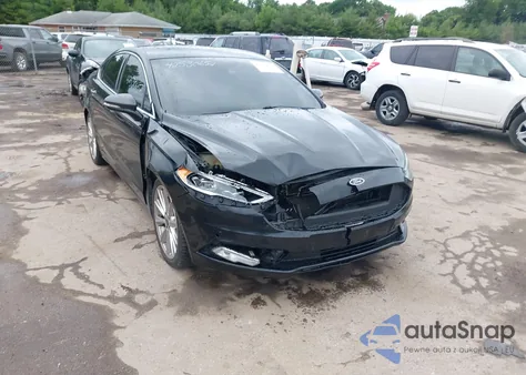 2017 Ford Fusion Platinum z USA, uszkodzony, nr VIN 3FA6P0K98HR103704